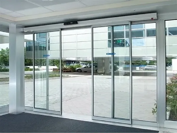 Manutenção de Porta Social em Santo André